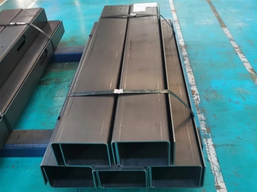 Forklift Telescopic Booms Are Made Of BHG700/BHG750 High-strength Steel And A...